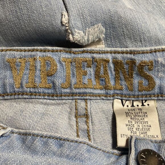 VIP JEANS Light Wash Distressed Plus Size - Picture 9 of 11